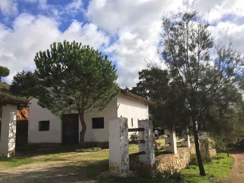 Maison d'hôtes Cortijo El Berrocal à Cazalla de la Sierra Extérieur photo