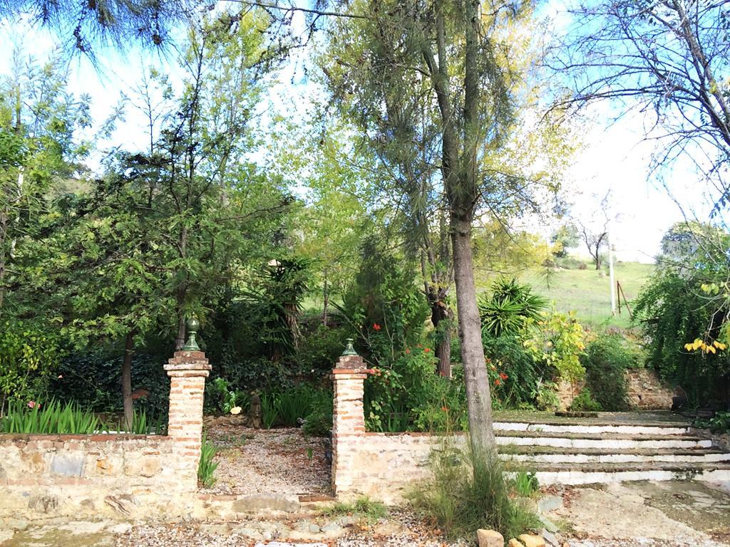 Maison d'hôtes Cortijo El Berrocal à Cazalla de la Sierra Extérieur photo