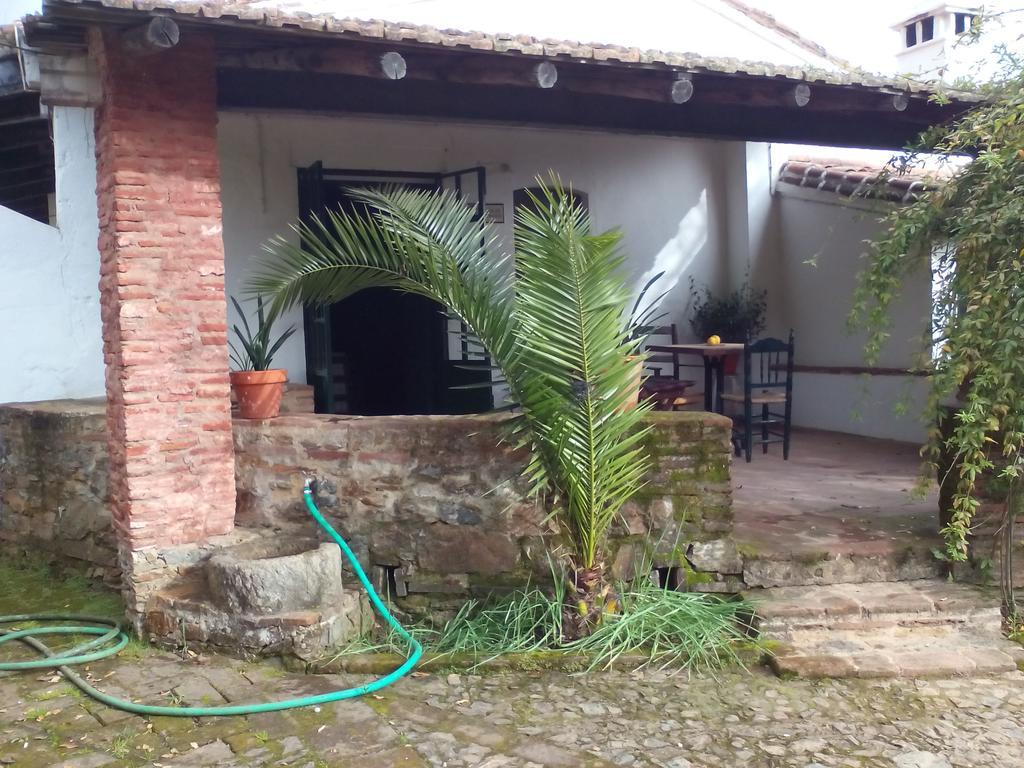 Maison d'hôtes Cortijo El Berrocal à Cazalla de la Sierra Extérieur photo